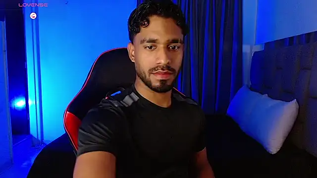 Snapshot of Christian_thor chatting on November 21, 4:22 am Christian thor online show from November 21, 4:22 am