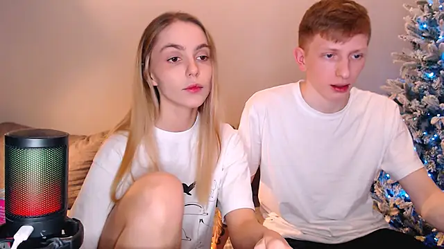 juliaanddima online show from January 17, 10:24 pm