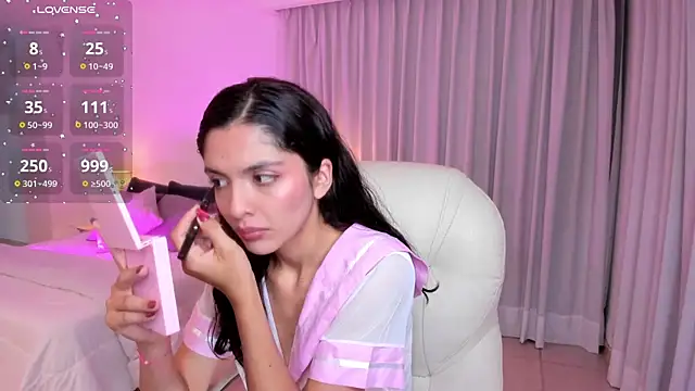 miiaa evans online show from January 7, 3:35 am