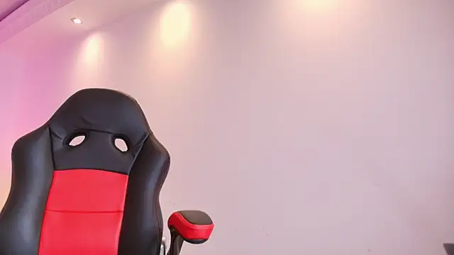 miiaa evans online show from March 1, 6:35 am