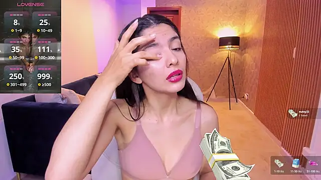 miiaa evans online show from November 28, 11:24 am