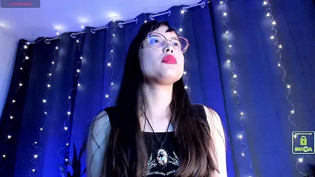 Snapshot of shantalc3rezo chatting on January 8, 11:30 pm shantalc3rezo online show from January 8, 11:30 pm