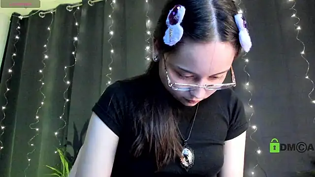 Snapshot of shantalc3rezo chatting on January 15, 11:19 pm shantalc3rezo online show from January 15, 11:19 pm
