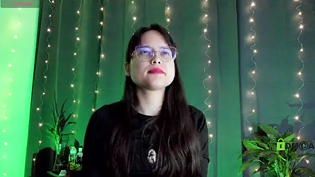 Snapshot of shantalc3rezo chatting on February 4, 2:17 am shantalc3rezo online show from February 4, 2:17 am