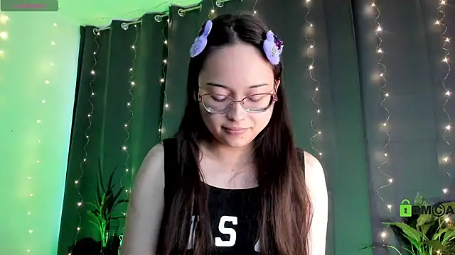 Snapshot of shantalc3rezo chatting on February 7, 10:52 pm shantalc3rezo online show from February 7, 10:52 pm