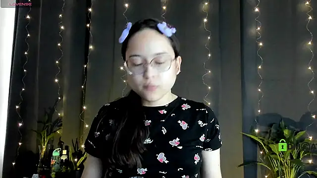 Snapshot of shantalc3rezo chatting on February 13, 7:31 pm shantalc3rezo online show from February 13, 7:31 pm