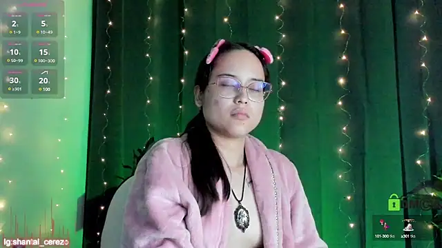 Snapshot of shantalc3rezo chatting on February 24, 6:05 am shantalc3rezo online show from February 24, 6:05 am