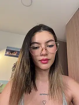 Your Honeey online show from April 1, 11:57 pm