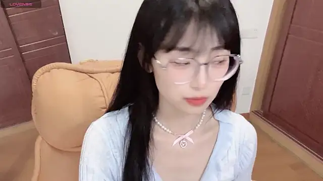 Snapshot of 4uoki chatting on September 20, 3:13 pm 4uoki online show from September 20, 3:13 pm