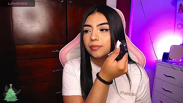 eva six online show from January 25, 12:48 am