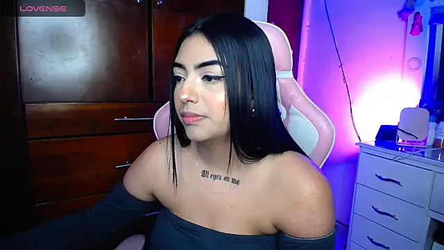 eva six online show from February 18, 10:36 pm