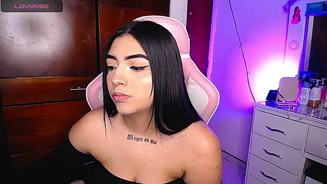 eva six online show from February 25, 1:41 am