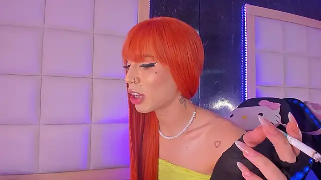 Snapshot of GeorginaCute_ chatting on February 9, 7:19 pm GeorginaCute online show from February 9, 7:19 pm