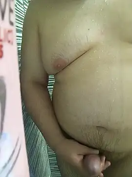 Snapshot of matius_29 chatting on November 26, 12:44 am matius 29 online show from November 26, 12:44 am