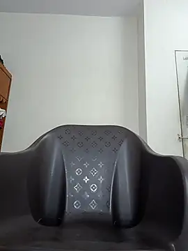  surbhi  online show from October 4, 7:06 am