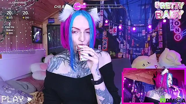 Snapshot of NekoCyber chatting on October 18, 4:59 am NekoCyber online show from October 18, 4:59 am