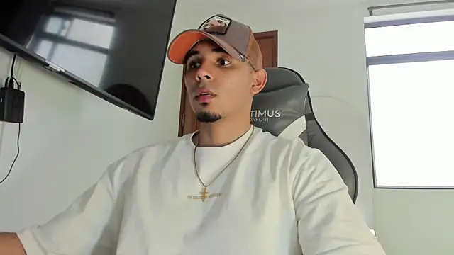 joss 111 online show from November 1, 7:05 pm