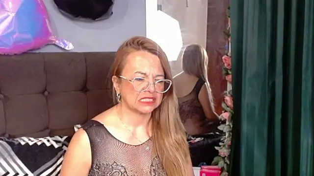 RubyWatson50 online show from February 24, 12:19 am