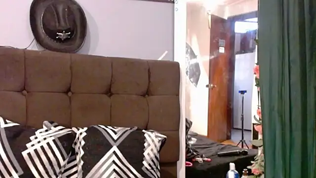 RubyWatson50 online show from May 28, 9:34 pm