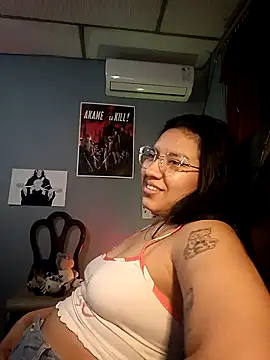 Snapshot of DanelyLopez chatting on January 22, 3:09 am DanelyLopez online show from January 22, 3:09 am