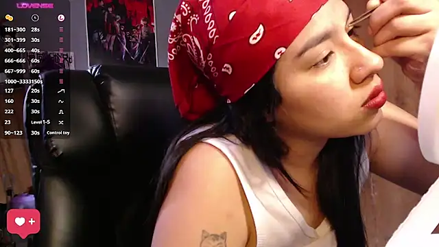 Snapshot of DanelyLopez chatting on February 12, 4:22 pm DanelyLopez online show from February 12, 4:22 pm