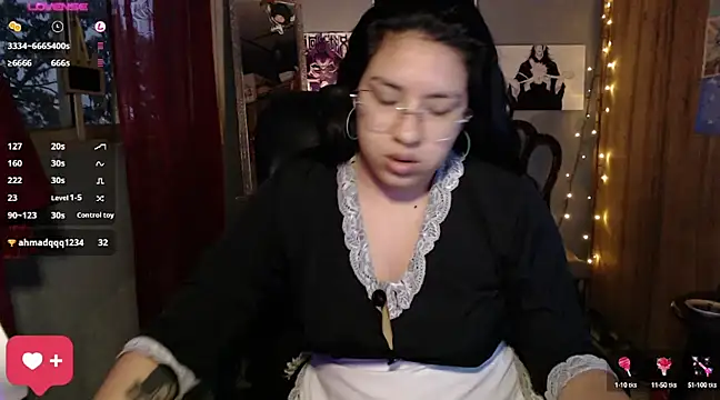 Snapshot of DanelyLopez chatting on February 17, 11:42 pm DanelyLopez online show from February 17, 11:42 pm