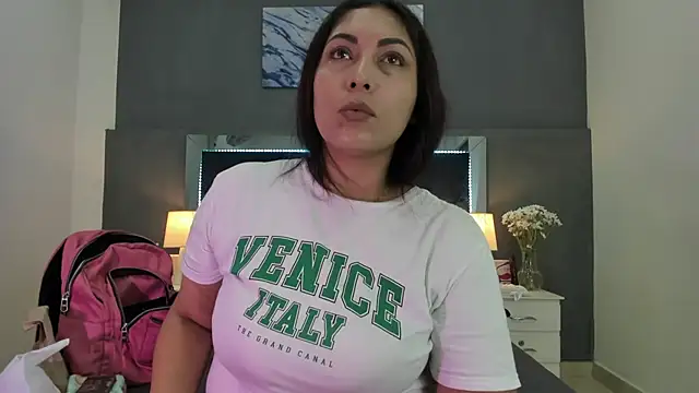 Lauralove 69 online show from November 25, 7:36 pm