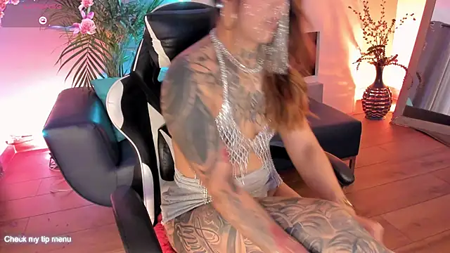 Megan inked online show from October 22, 3:40 am