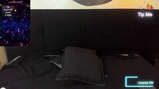 Snapshot of Latin_Horny_69 chatting on December 5, 5:59 am Latin Horny 69 online show from December 5, 5:59 am