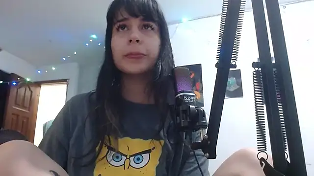 Snapshot of shy_katy_ chatting on September 30, 1:32 am shy katy online show from September 30, 1:32 am