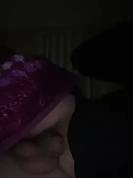 Snapshot of mustican422 chatting on January 23, 11:26 pm mustican422 online show from January 23, 11:26 pm