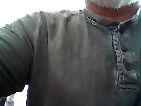 Snapshot of xcimeru chatting on February 26, 3:08 pm xcimeru online show from February 26, 3:08 pm