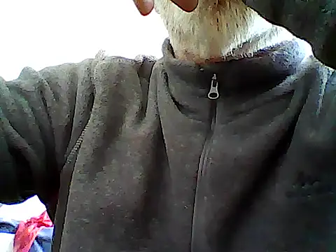 Snapshot of xcimeru chatting on February 28, 8:53 am xcimeru online show from February 28, 8:53 am