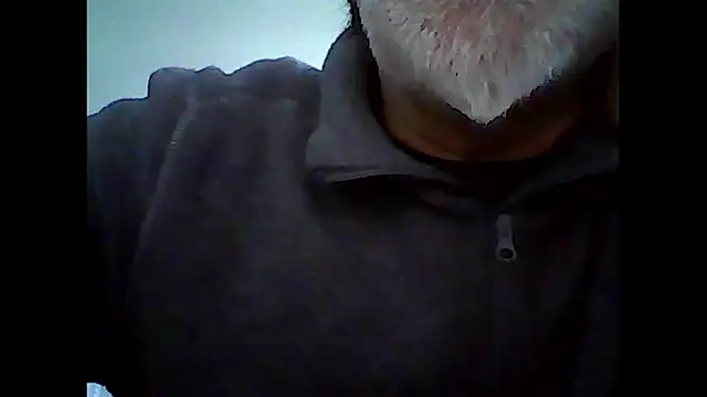 Snapshot of xcimeru chatting on September 23, 6:27 am xcimeru online show from September 23, 6:27 am