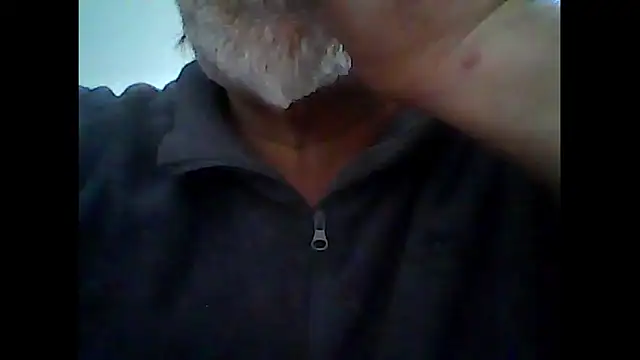 Snapshot of xcimeru chatting on September 27, 6:29 am xcimeru online show from September 27, 6:29 am