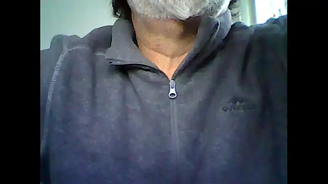 Snapshot of xcimeru chatting on September 30, 6:29 am xcimeru online show from September 30, 6:29 am