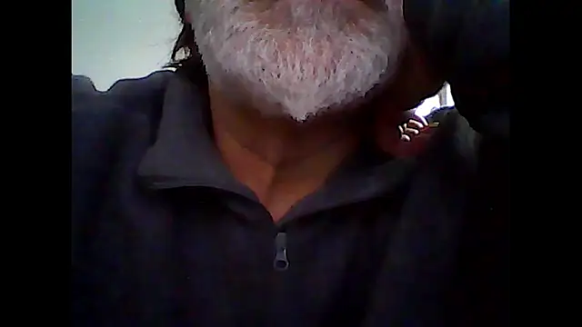 Snapshot of xcimeru chatting on October 15, 7:08 am xcimeru online show from October 15, 7:08 am