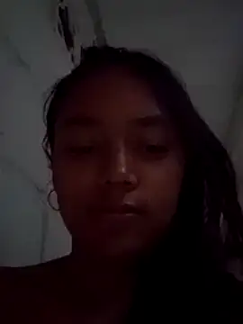 Snapshot of Chiara_petterson chatting on December 5, 4:34 pm Chiara petterson online show from December 5, 4:34 pm