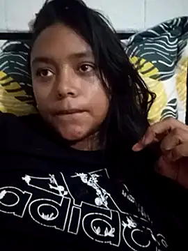 Snapshot of Chiara_petterson chatting on February 6, 8:23 pm Chiara petterson online show from February 6, 8:23 pm