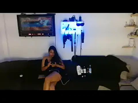 Snapshot of Chiara_petterson chatting on March 1, 8:45 am Chiara petterson online show from March 1, 8:45 am