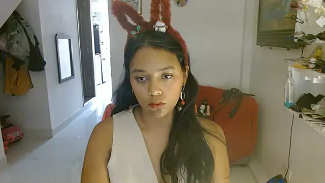 Snapshot of Chiara_petterson chatting on December 14, 6:45 pm Chiara petterson online show from December 14, 6:45 pm