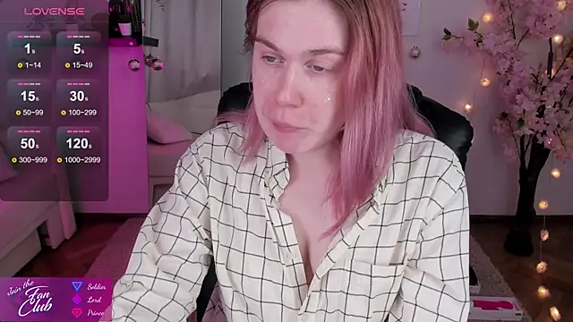 Snapshot of Nancy_Sun_ chatting on December 19, 2:13 pm Nancy Sun online show from December 19, 2:13 pm