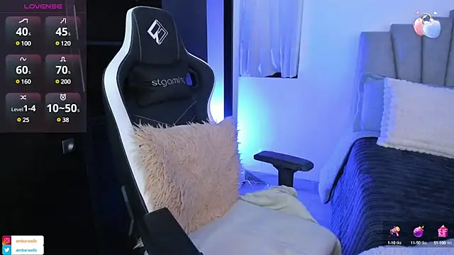 ambar-wells online show from January 6, 8:39 pm