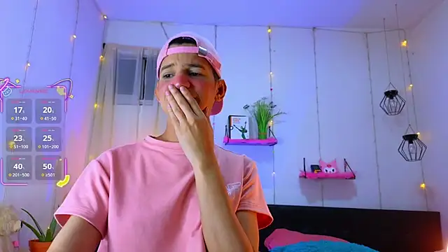 Ariel Femboy  online show from October 7, 11:57 pm