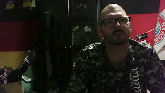 Die-geile-Sau online show from September 22, 6:54 pm