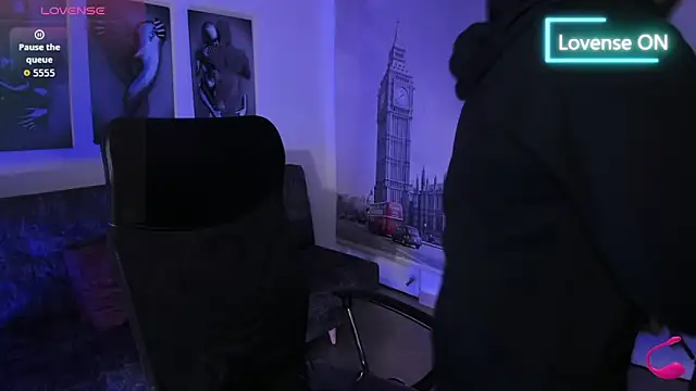 Snapshot of jhon_bear03 chatting on October 25, 11:07 am jhon bear03 online show from October 25, 11:07 am