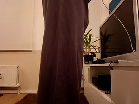 Snapshot of Ebinator666 chatting on February 7, 3:55 am Ebinator666 online show from February 7, 3:55 am