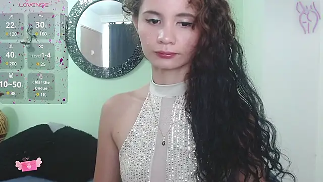 Snapshot of Sofia_Franco_ chatting on December 4, 7:12 pm Sofia Franco online show from December 4, 7:12 pm