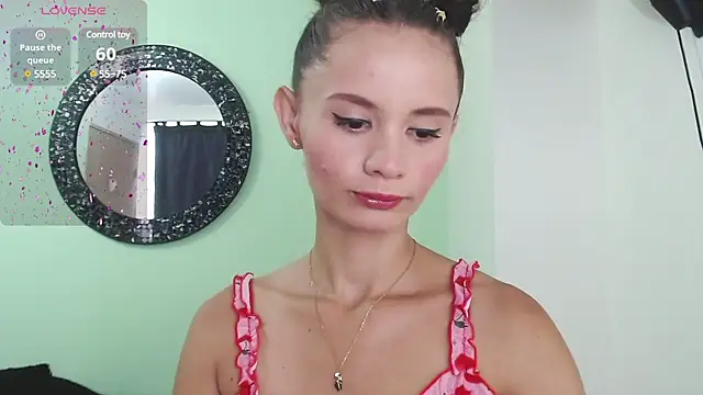 Snapshot of Sofia_Franco_ chatting on February 8, 7:16 pm Sofia Franco online show from February 8, 7:16 pm