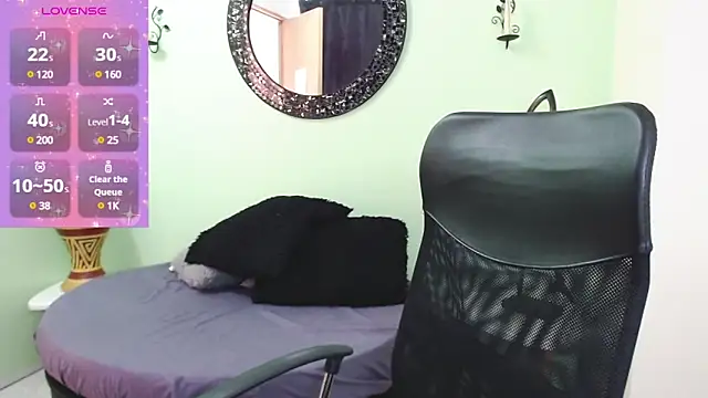 Snapshot of Sofia_Franco_ chatting on March 21, 6:40 pm Sofia Franco online show from March 21, 6:40 pm